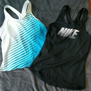 Nike Dri fit Tank bundle size Small